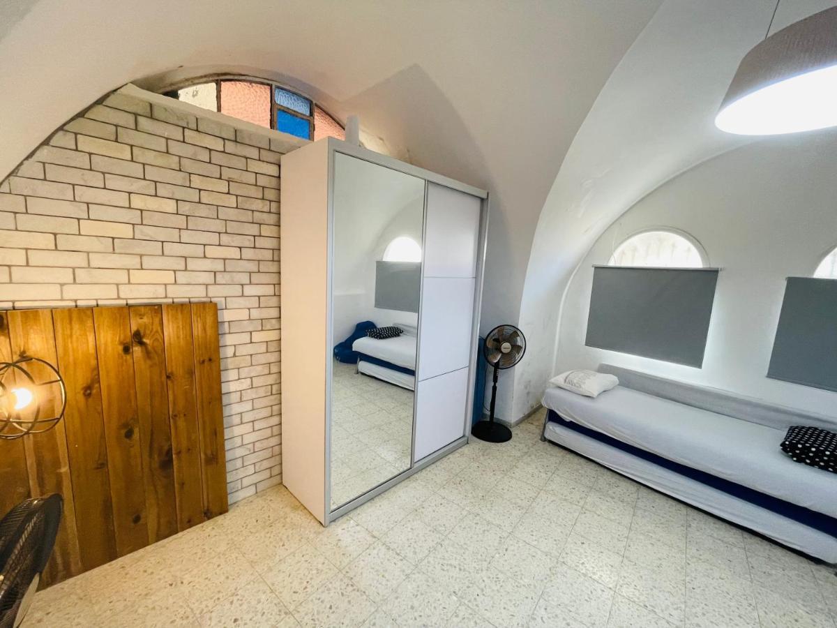 Zimmer In Old City Rosh Pinna Bagian luar foto